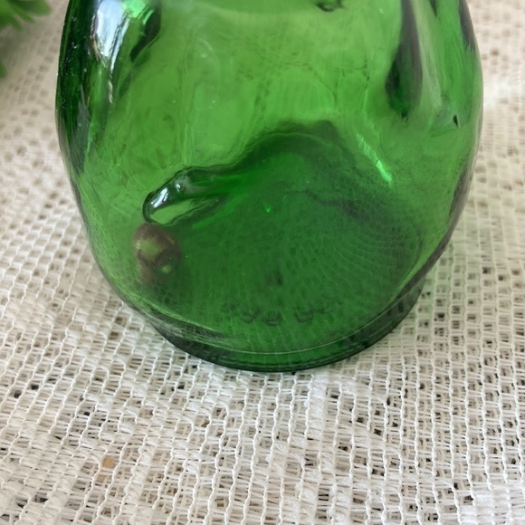 Vintage Empty Bottle of McCormick Spice Garlic Juice. Excellent condition, cool - Picture 2 of 3